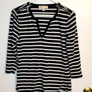 Michael Michael Kors women's M black and white striped V neck shirt